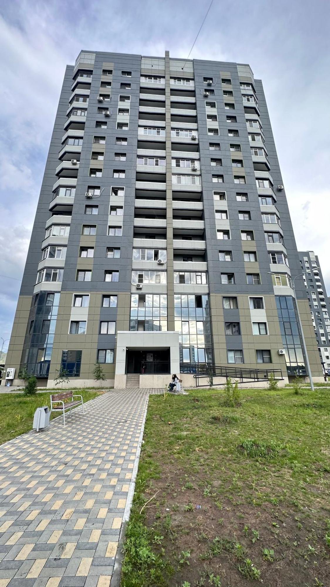 1 Комнатная Драмтеатр 1Bedroom Apartment Ustʼ-Kamenogorsk Extérieur photo